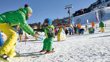 Family Ski Resorts for Snow-Stopping Fun: Take Your Pick!