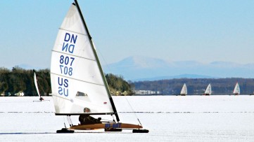 Fear Naut: Try Ice Sailing!
