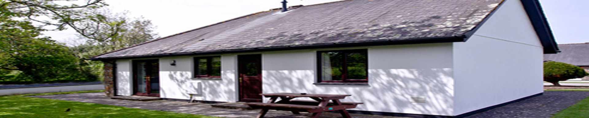 Burn Park 1 — Bude, Cornwall, England — travel gallery — Traveller Direct