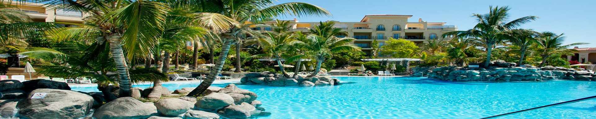 Palm Oasis — Maspalomas, Gran Canaria — travel gallery — Traveller Direct