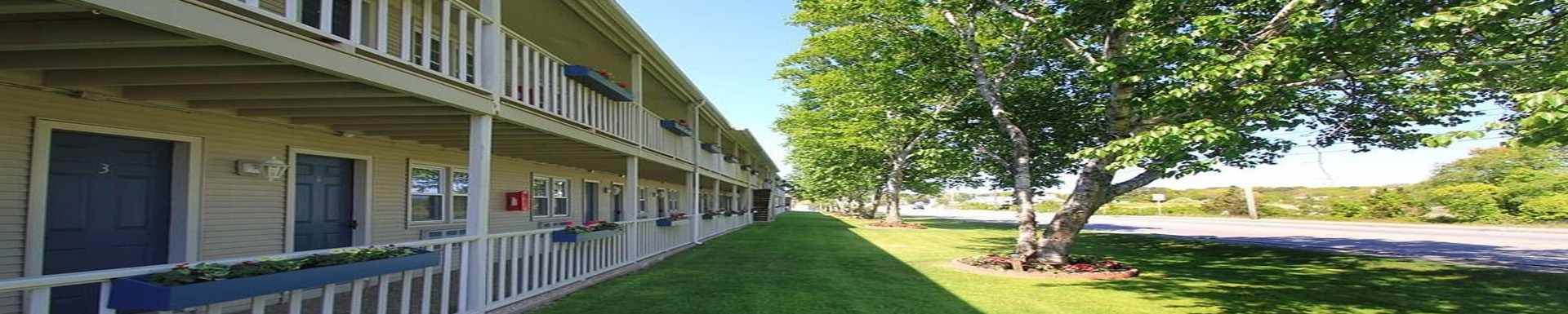 Pier 7 Condominiums — South Yarmouth, Massachusetts — travel gallery — Traveller Direct
