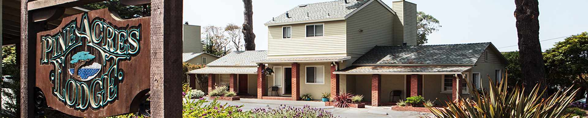 Pine Acres Lodge — Pacific Grove, California — travel gallery — Traveller Direct