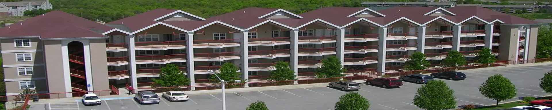 The Grand Crowne Resort — Branson, Missouri — travel gallery — Traveller Direct
