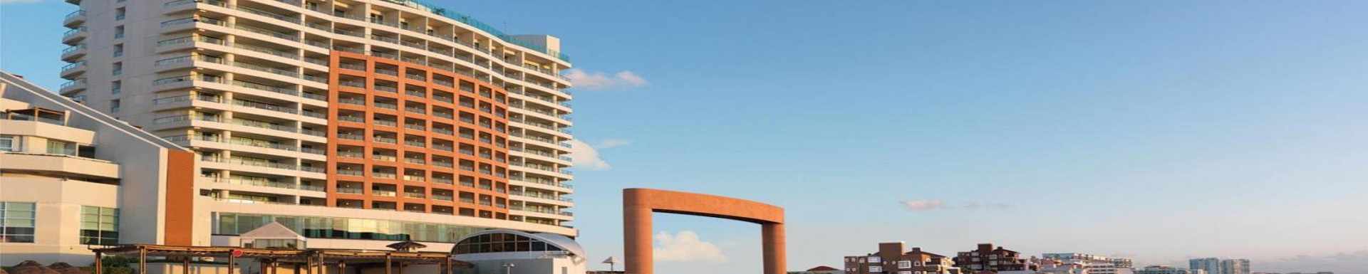 Beach Palace — Cancún, Quintana Roo, Mexico • An All-Inclusive Palace Resort — travel gallery — Traveller Direct