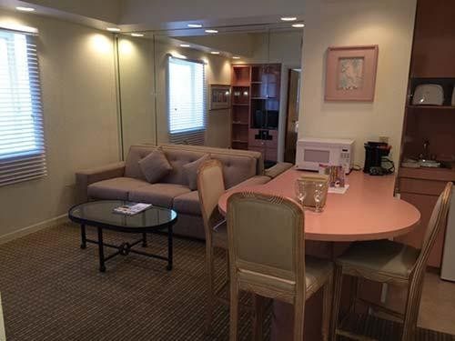 Crystal Beach Suites & Health Club — photo 5