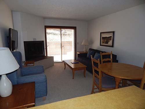 Lion's Gate Pines Lodge — photo 7