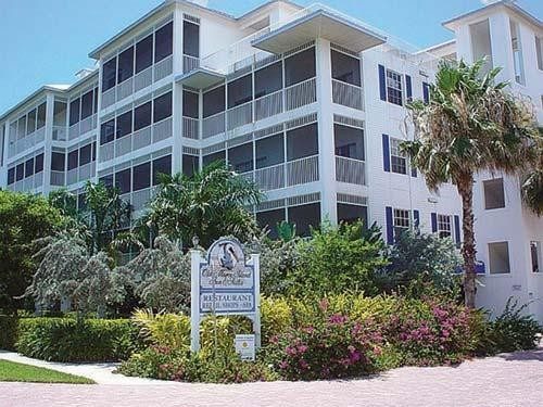 Olde Marco Inn & Suites — photo 3